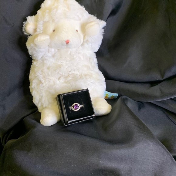 Delicate Silver Tone Ring with Purple Amethyst Colored Stone Size 7 1/2 - Picture 2 of 11